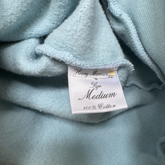 CROPPED CLASSIC CREWNECK - Picture 4 of 9